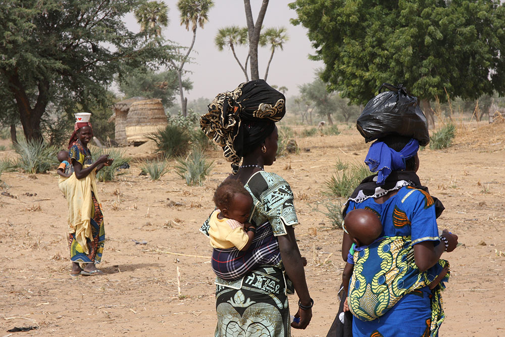 Mujeres en el lago Chad